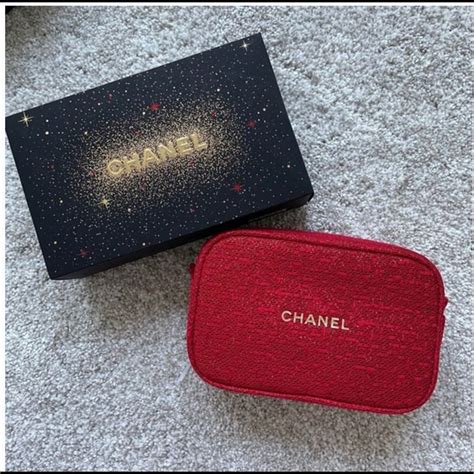 chanel cosmetic pouch uk|chanel cosmetics gift with purchase.